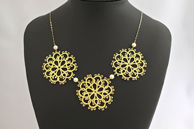 “Oriental” Akoya pearls,Goldleaf Necklace